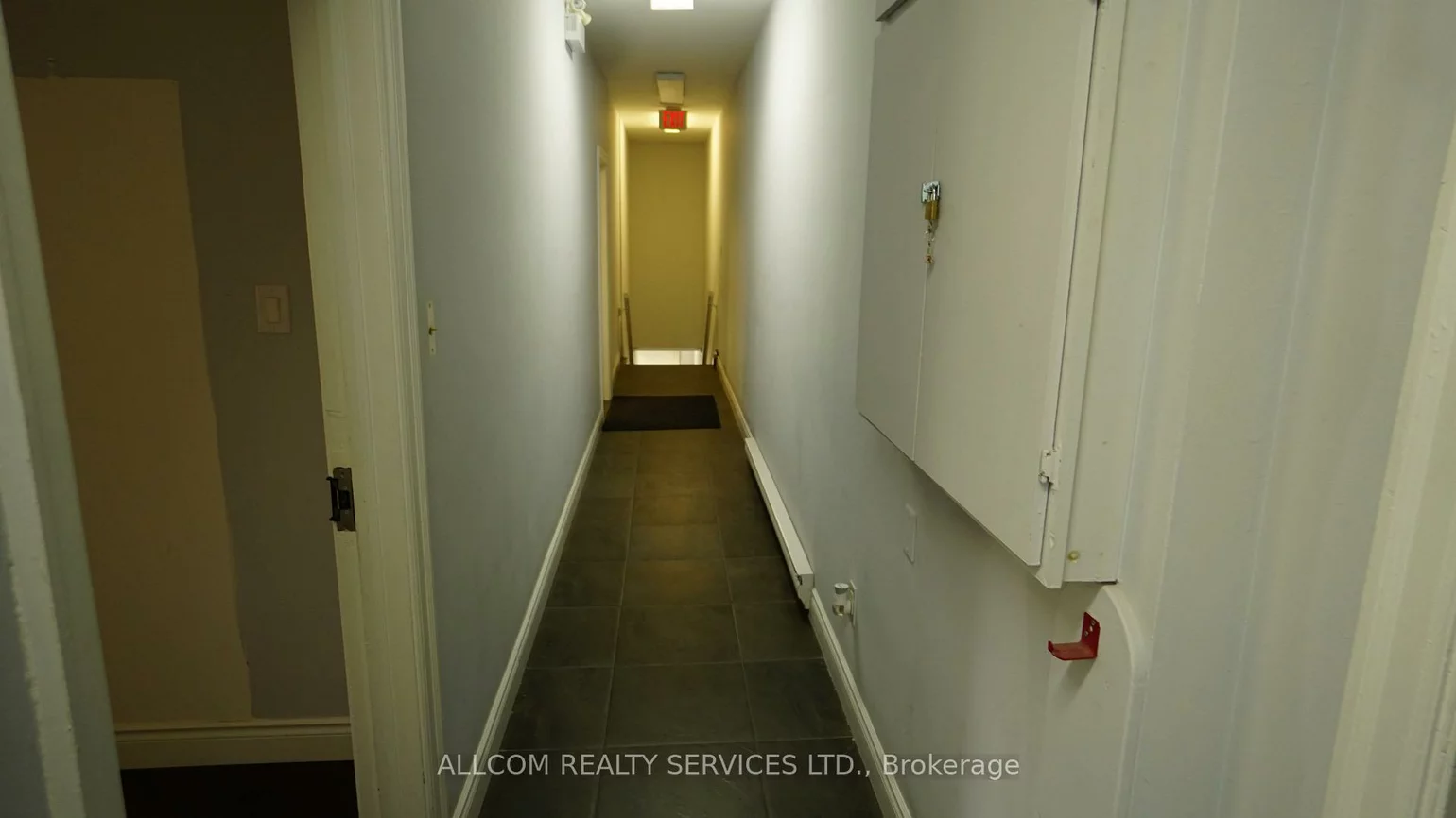 876, Eglinton, Leaside, Toronto