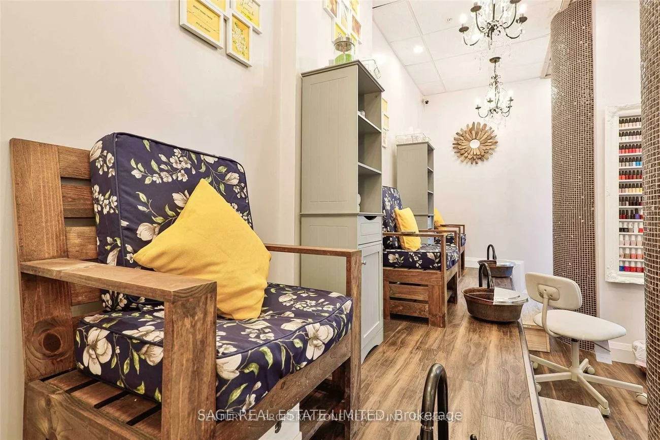 92, Sudbury, Little Portugal, Toronto