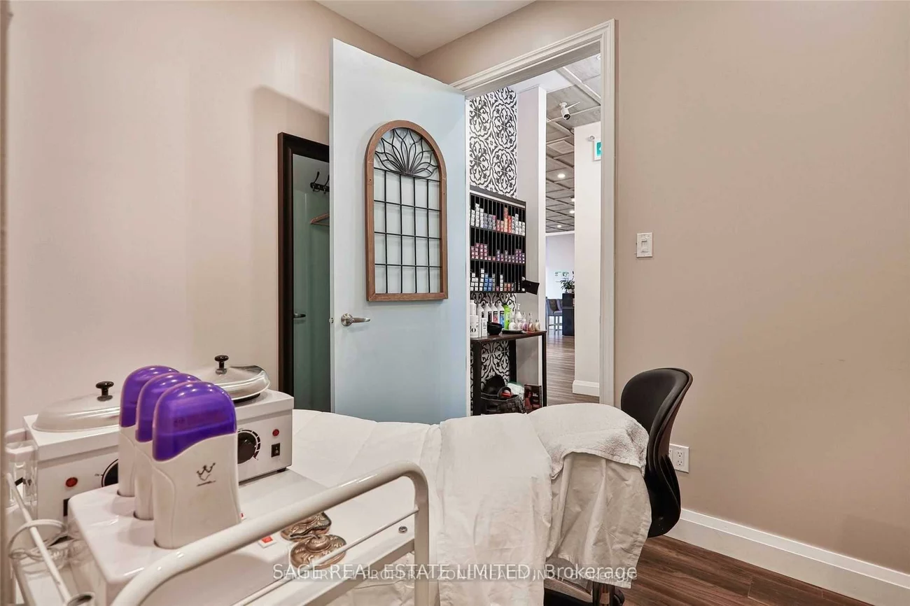 92, Sudbury, Little Portugal, Toronto