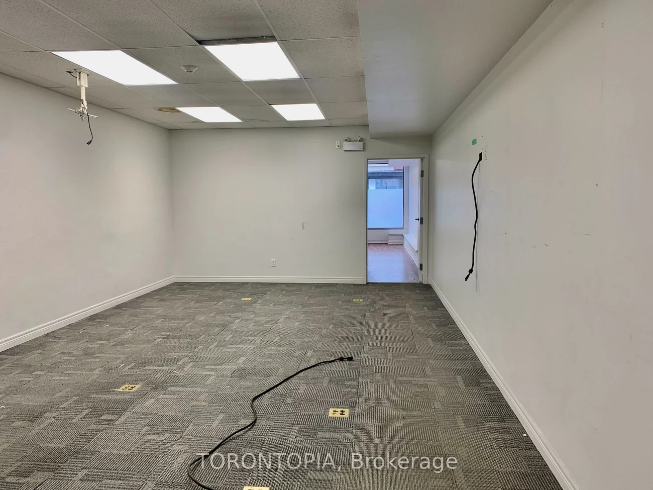 821, Bloor, Palmerston-Little Italy, Toronto