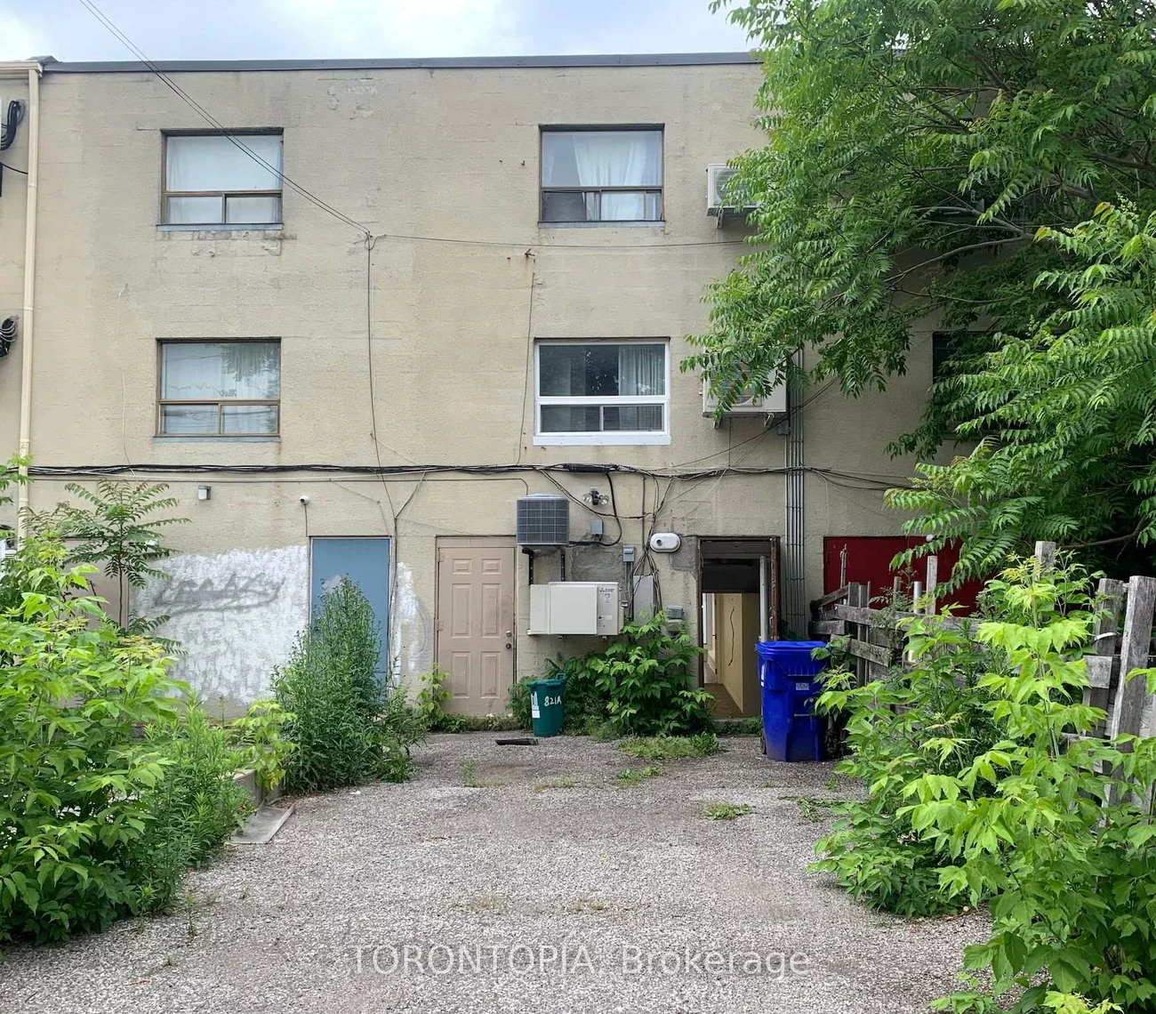 821, Bloor, Palmerston-Little Italy, Toronto