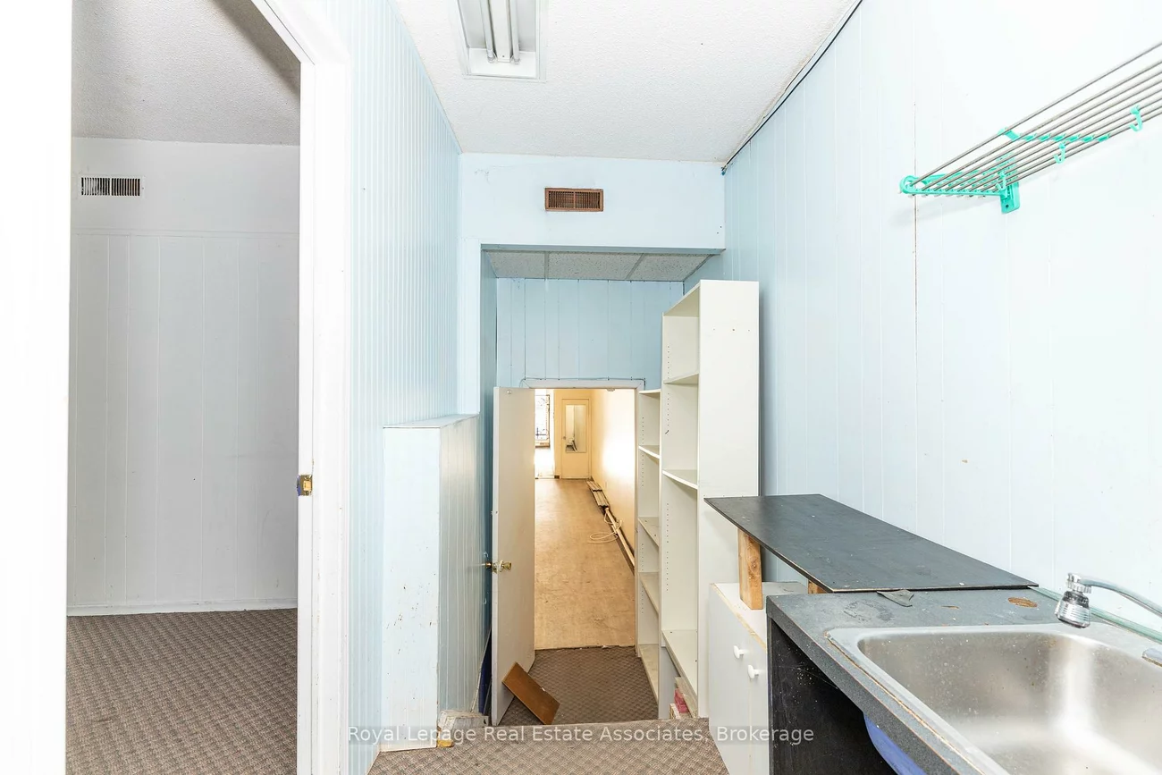 654, Bloor, Annex, Toronto