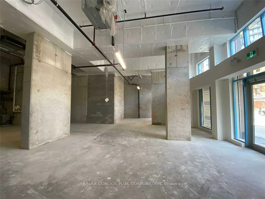 231, Dundas, Moss Park, Toronto