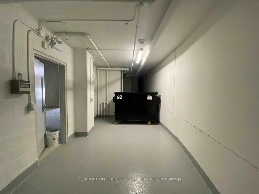 231, Dundas, Moss Park, Toronto