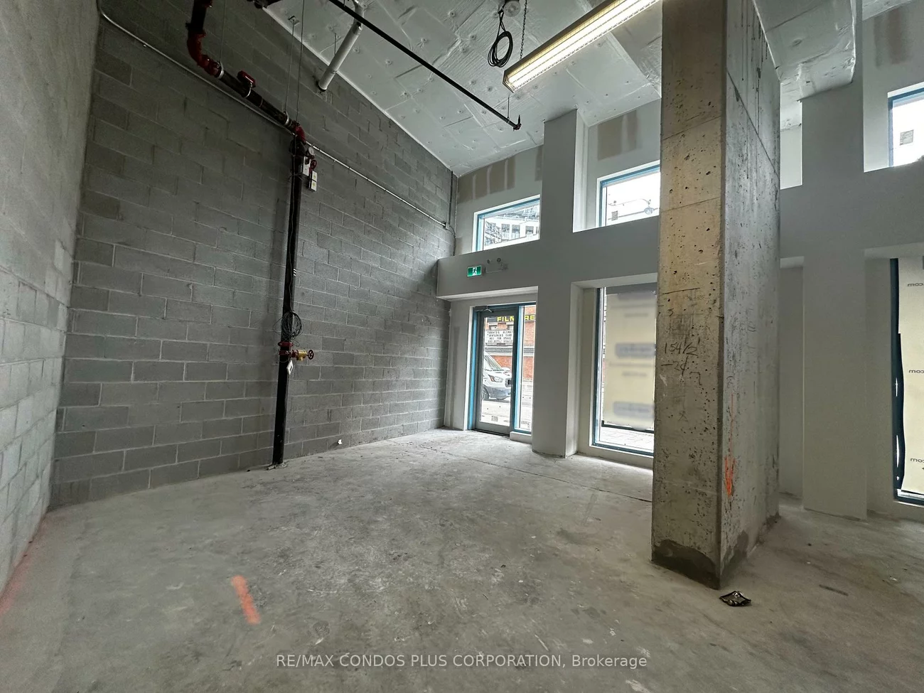 231, Dundas, Moss Park, Toronto