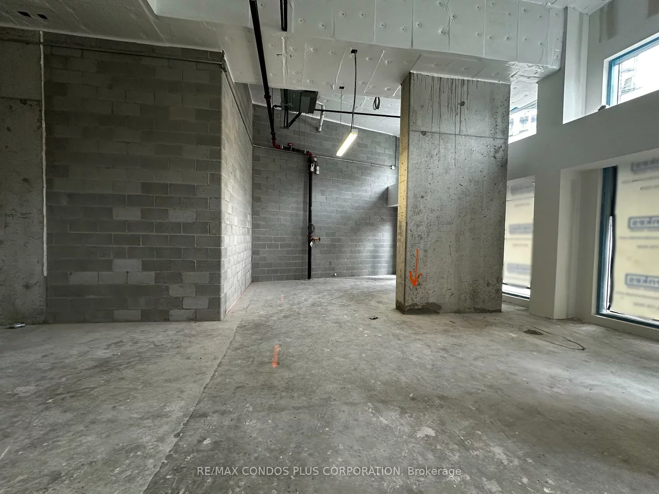 231, Dundas, Moss Park, Toronto