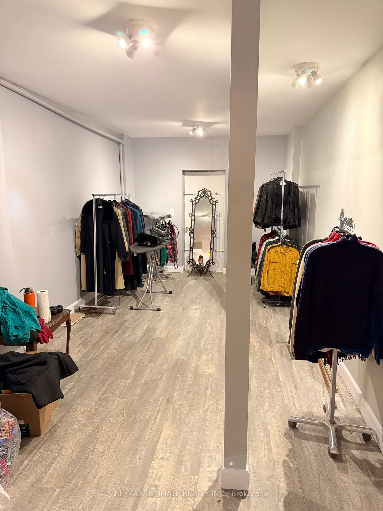 820, Dundas, Trinity-Bellwoods, Toronto