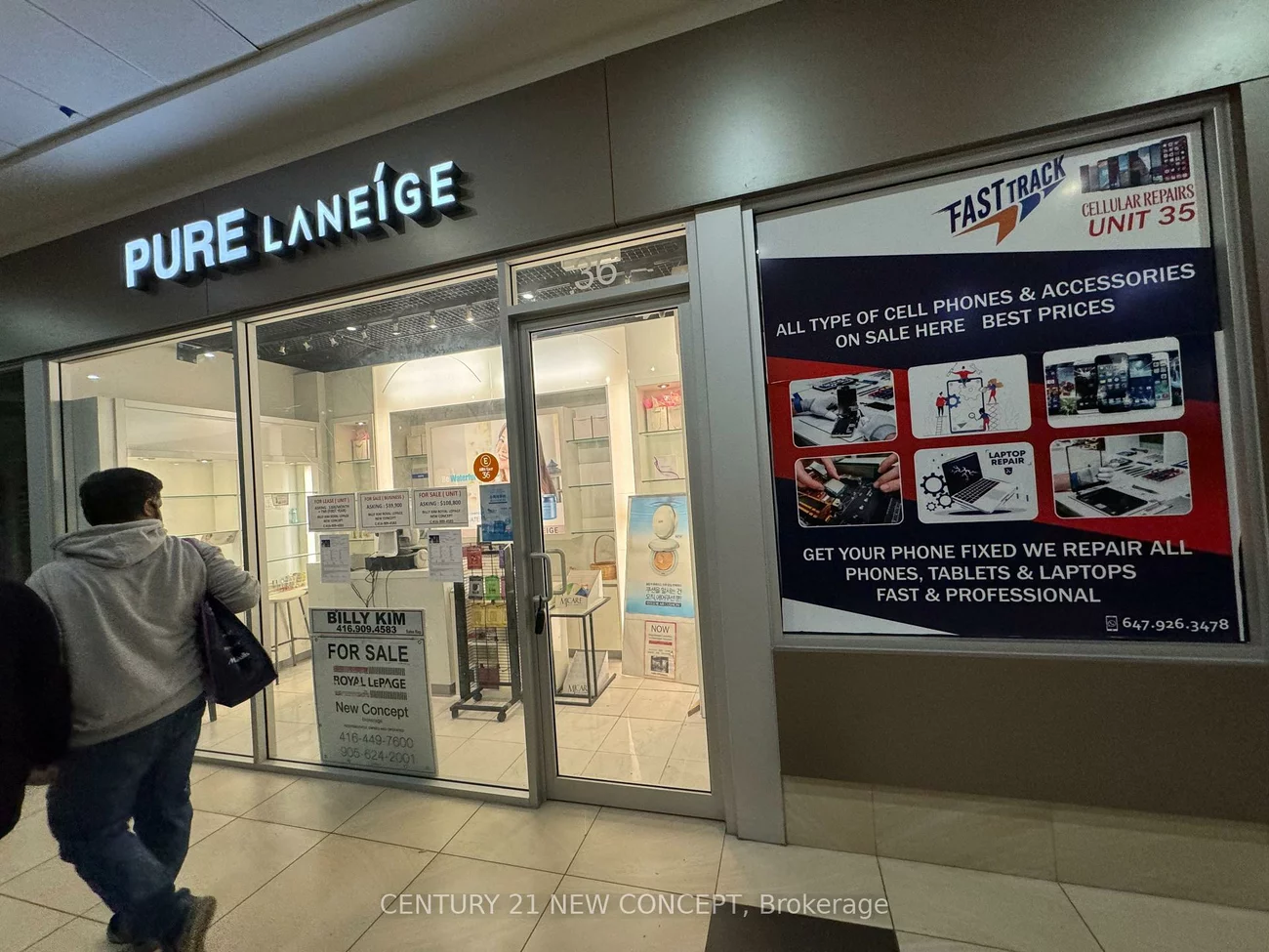 384, Yonge, Bay Street Corridor, Toronto