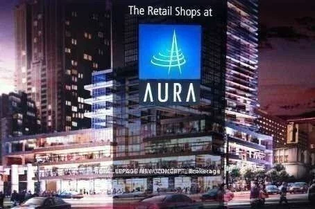 384, Yonge, Bay Street Corridor, Toronto