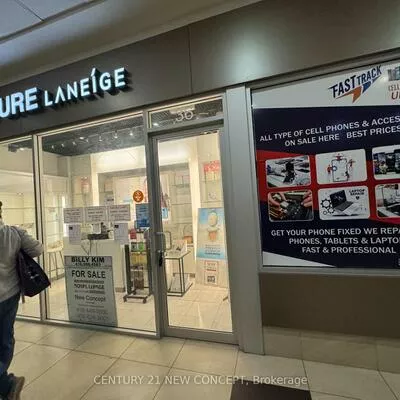 384, Yonge, Bay Street Corridor, Toronto