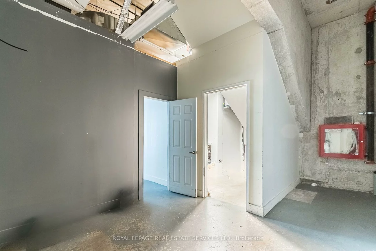 60, Richmond, Church-Yonge Corridor, Toronto