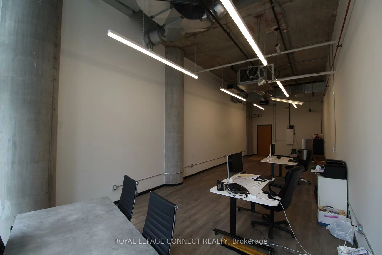 15, Wellesley, Bay Street Corridor, Toronto