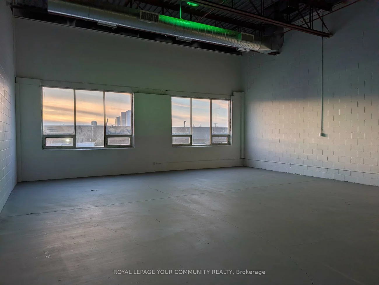 100, Sunrise, Victoria Village, Toronto