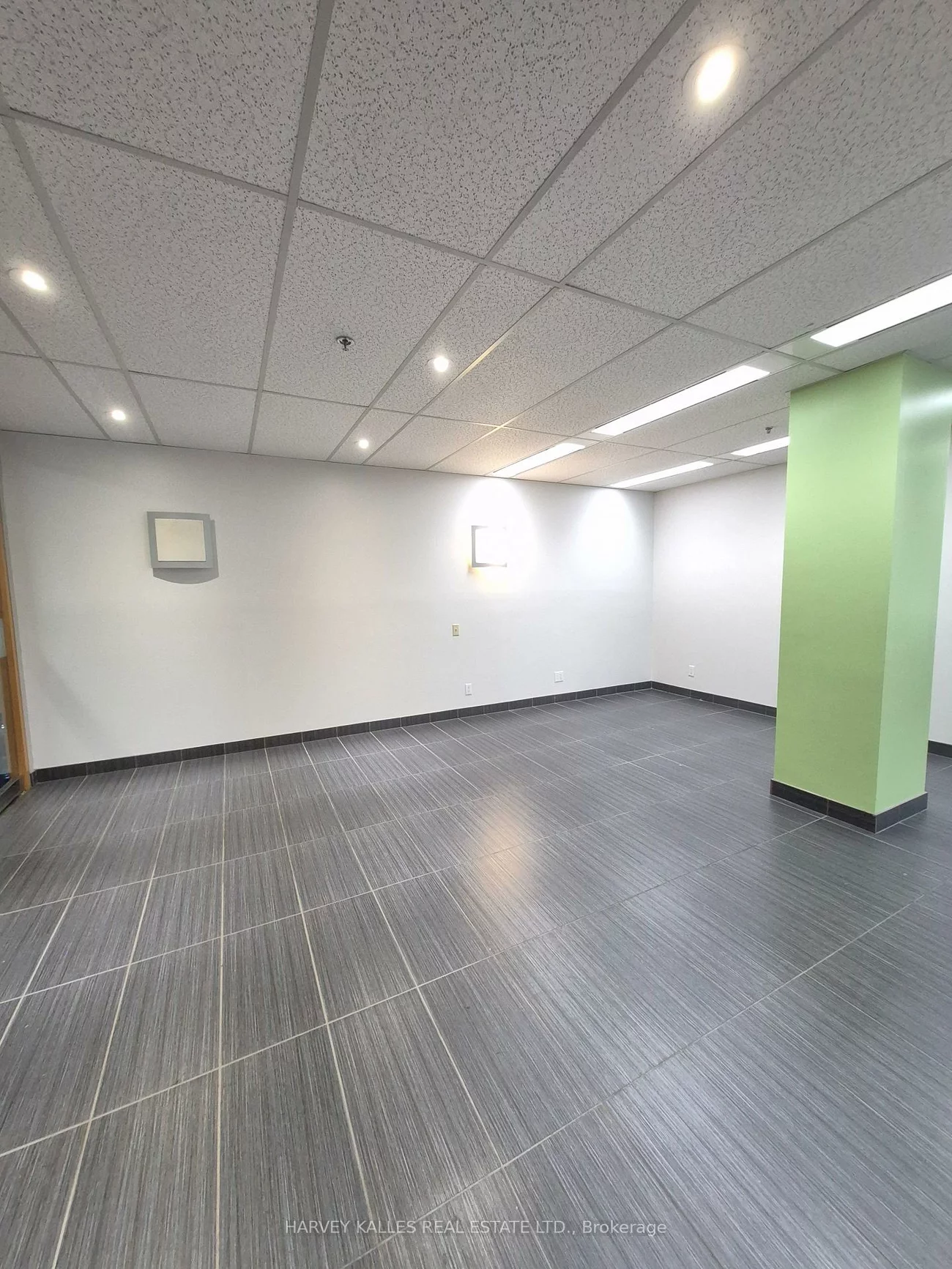 45, Sheppard, Willowdale East, Toronto