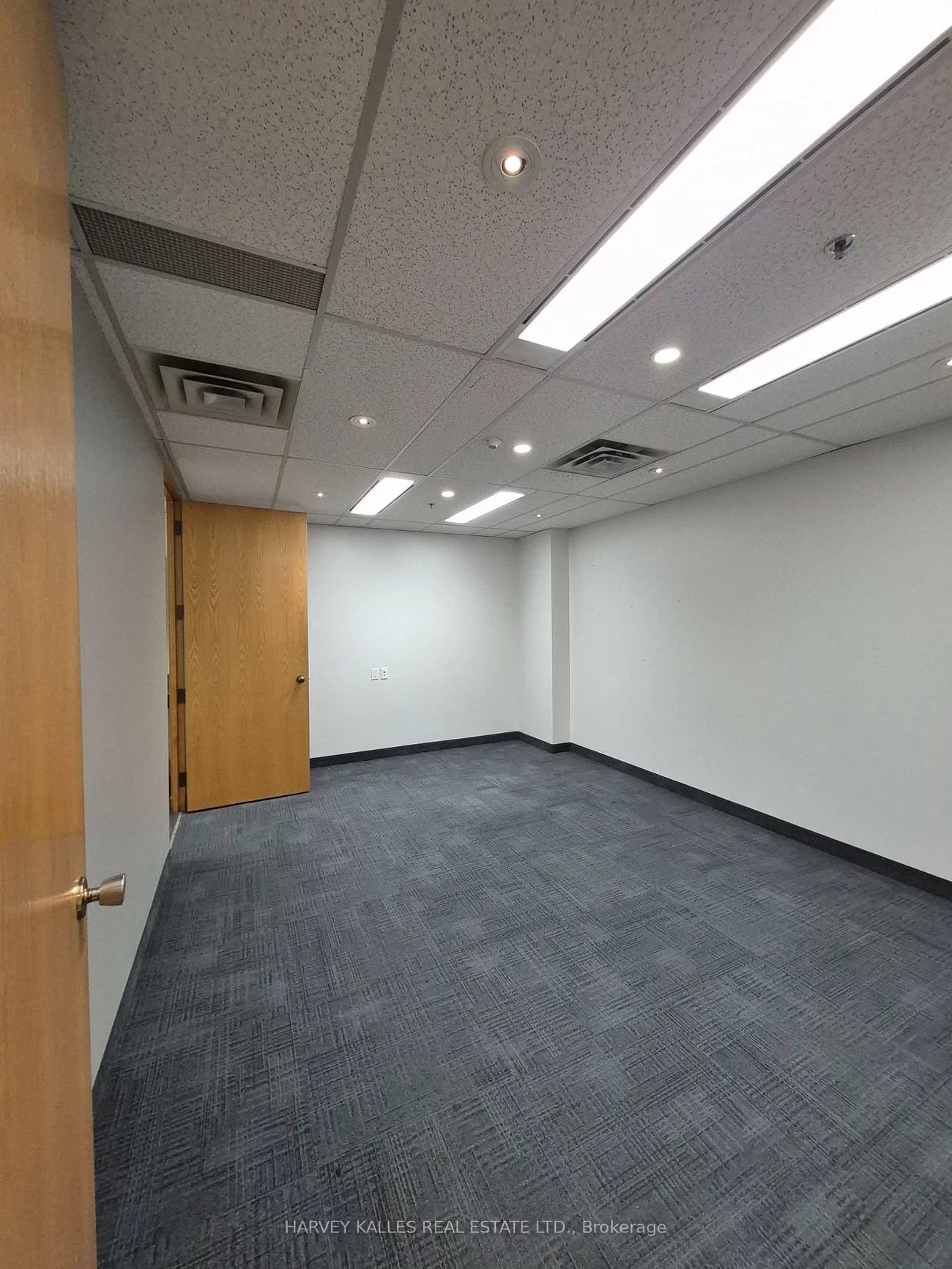 45, Sheppard, Willowdale East, Toronto