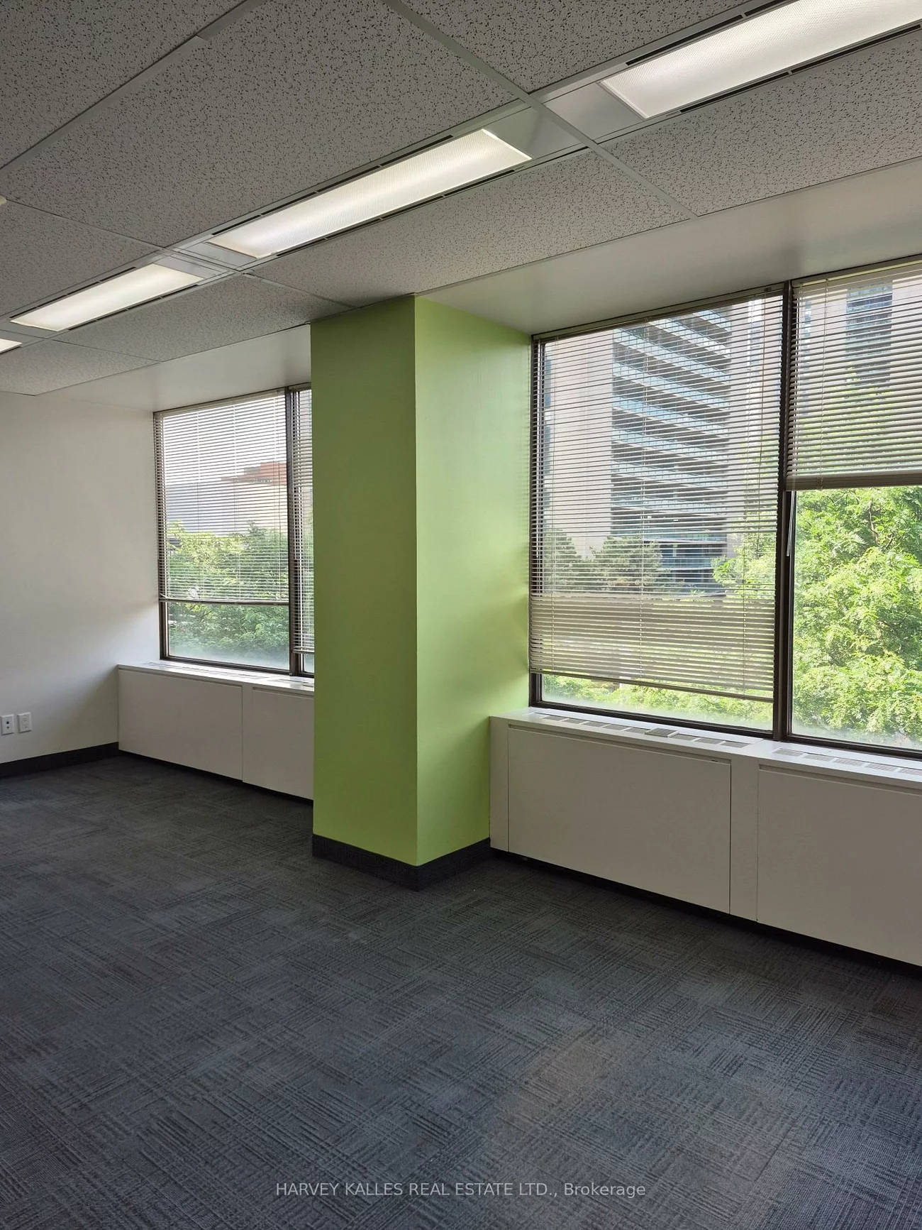 45, Sheppard, Willowdale East, Toronto