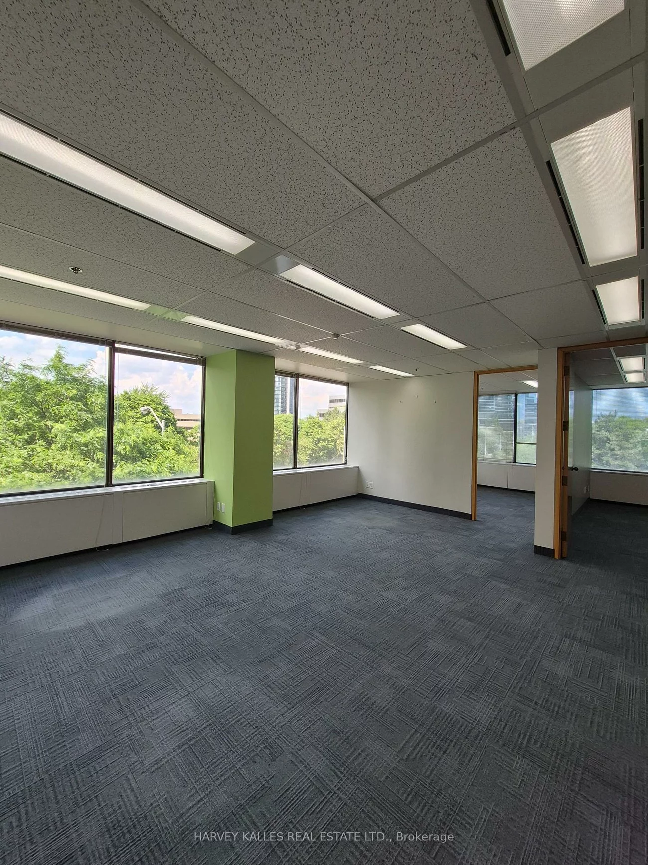 45, Sheppard, Willowdale East, Toronto