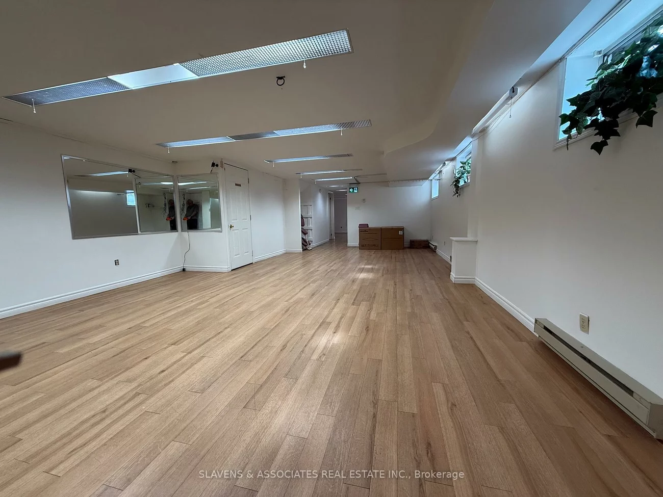 368, Melrose, Bedford Park-Nortown, Toronto