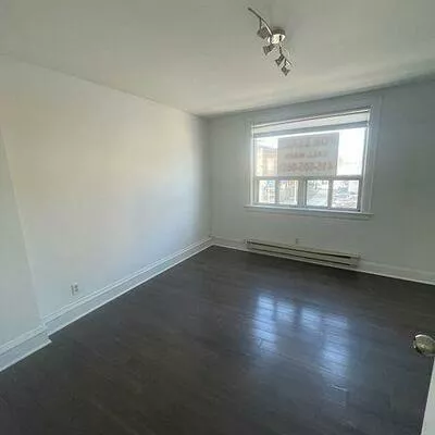 3331A, Yonge, Lawrence Park North, Toronto