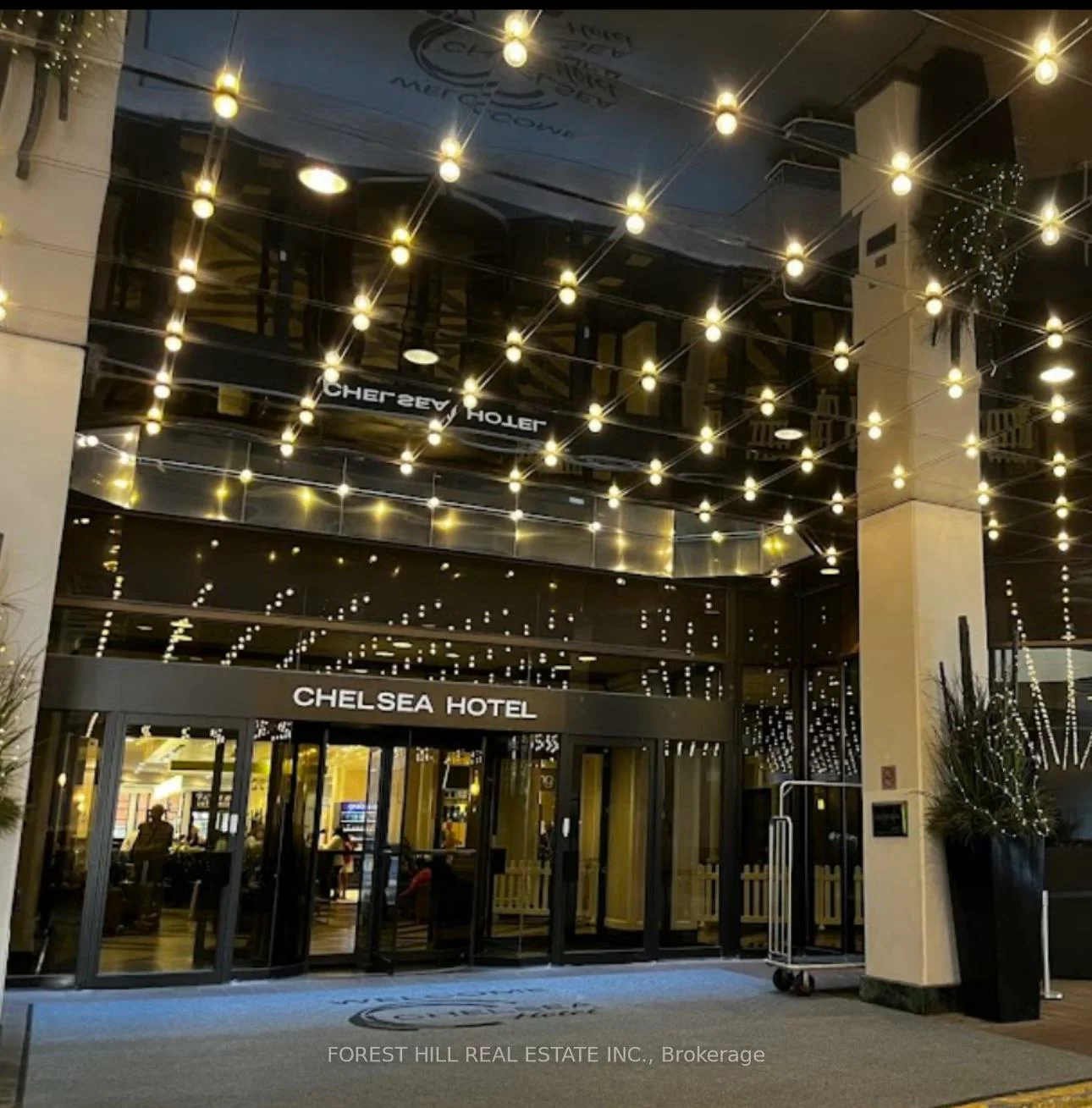 33, Gerrard, Bay Street Corridor, Toronto