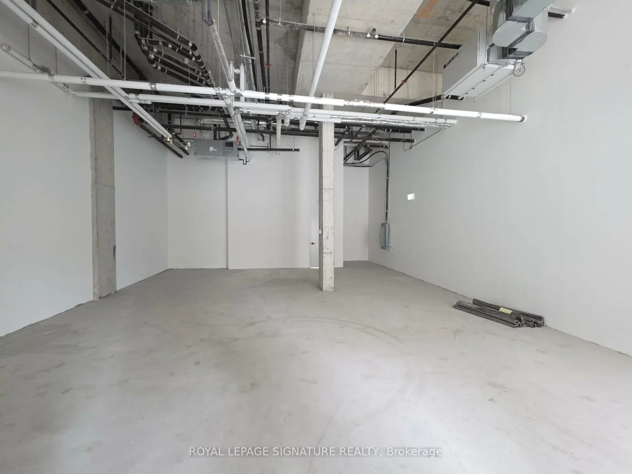 500, Wilson, Clanton Park, Toronto