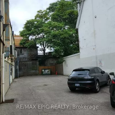 329, St George, Annex, Toronto