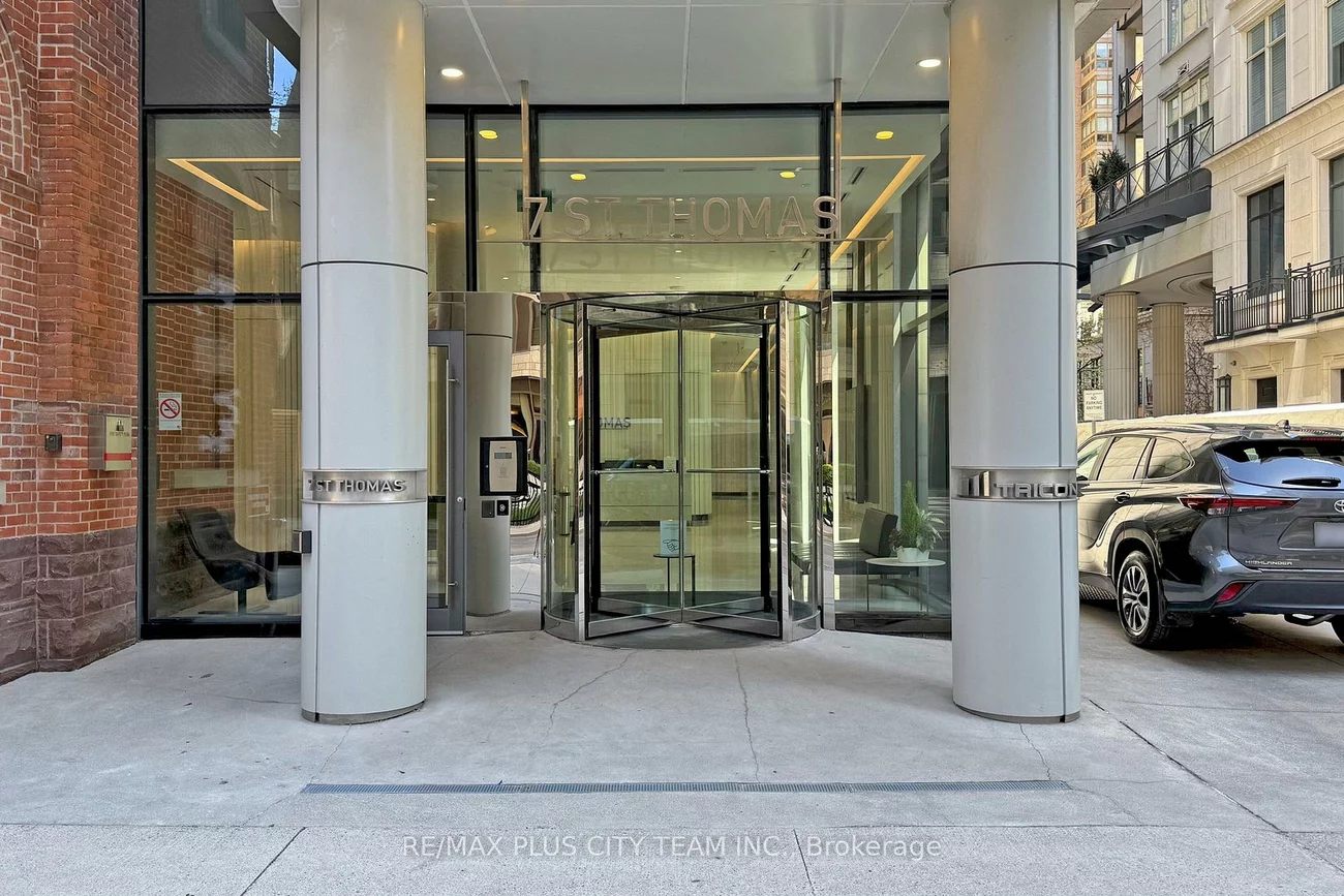 7, St. Thomas, Bay Street Corridor, Toronto