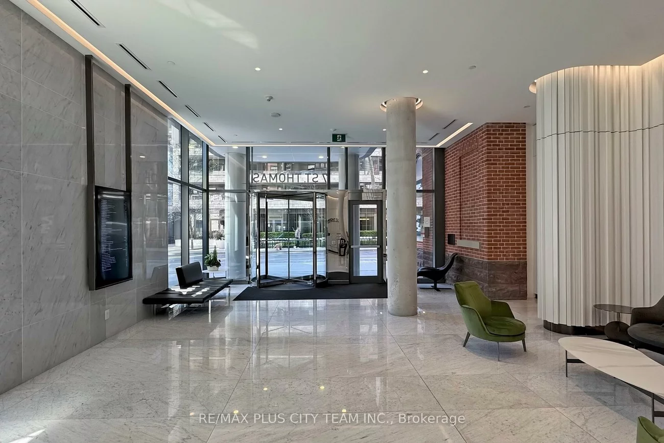 7, St. Thomas, Bay Street Corridor, Toronto