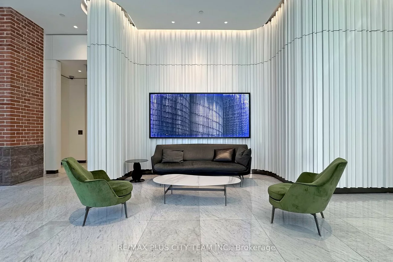 7, St. Thomas, Bay Street Corridor, Toronto