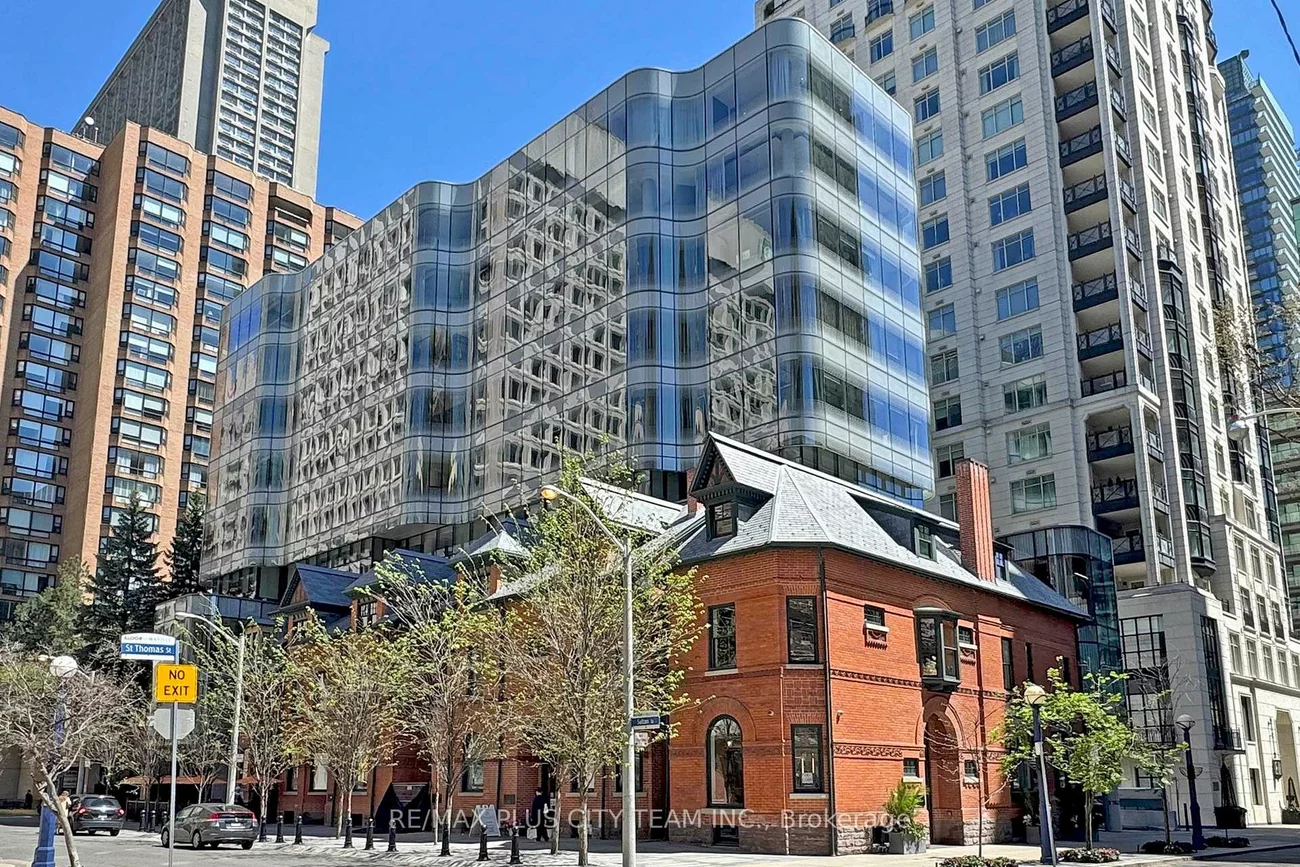 7, St. Thomas, Bay Street Corridor, Toronto