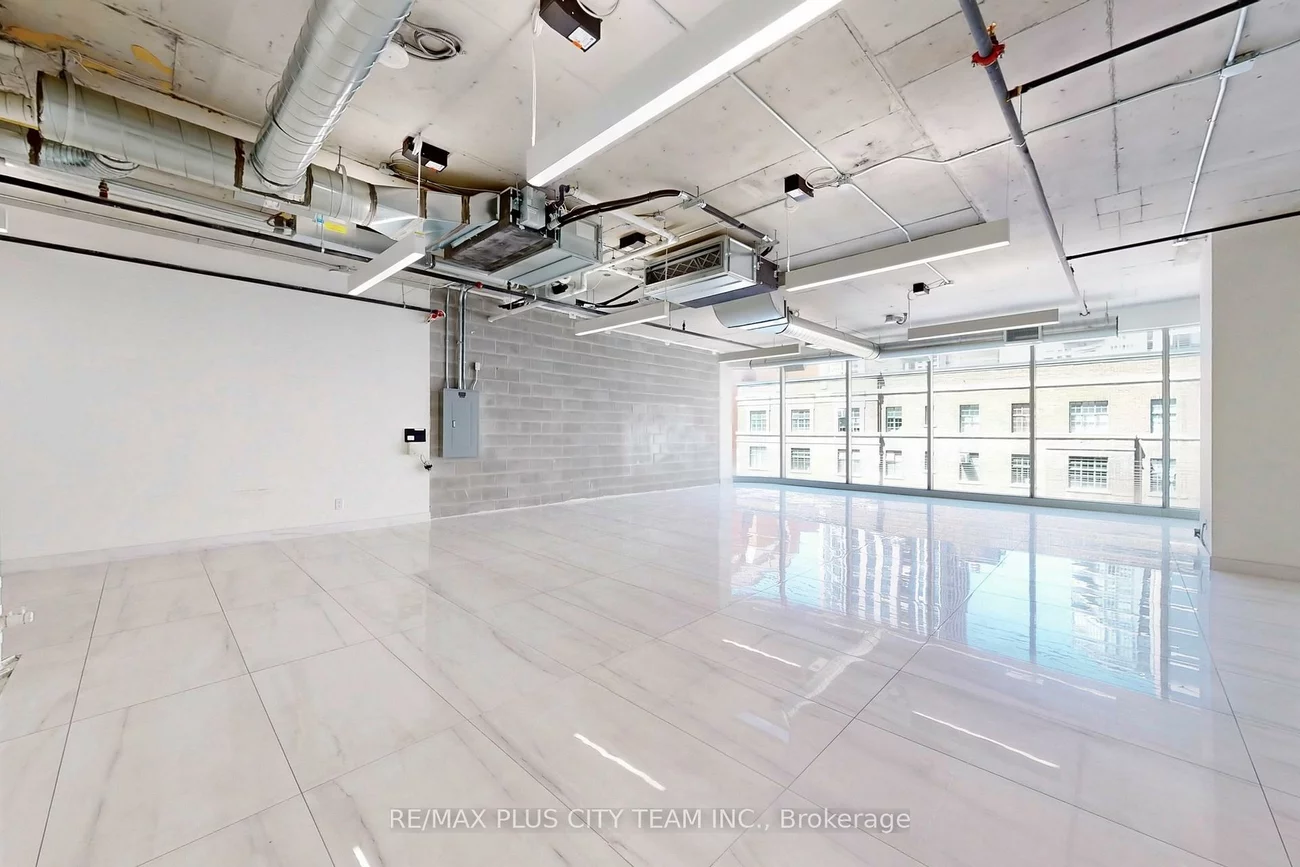 7, St. Thomas, Bay Street Corridor, Toronto