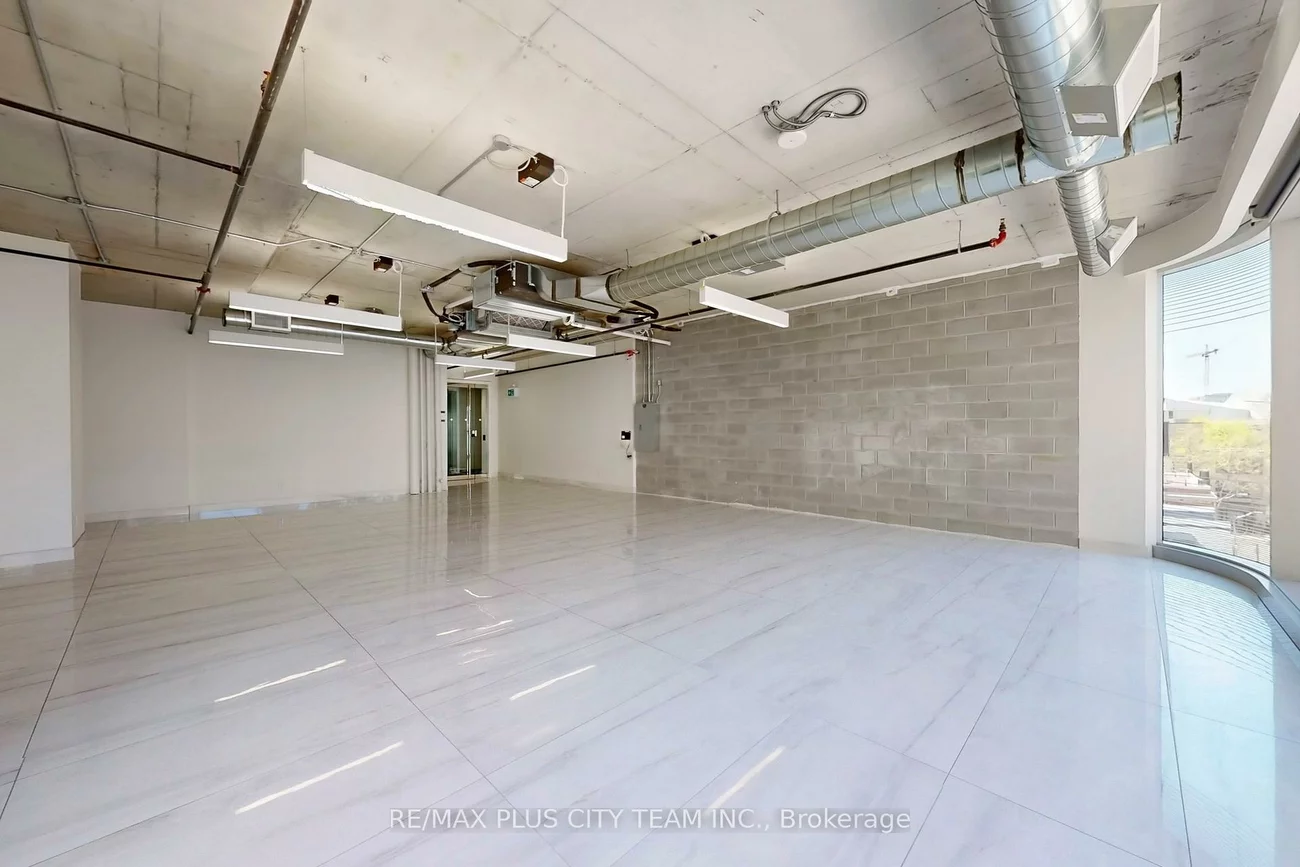 7, St. Thomas, Bay Street Corridor, Toronto