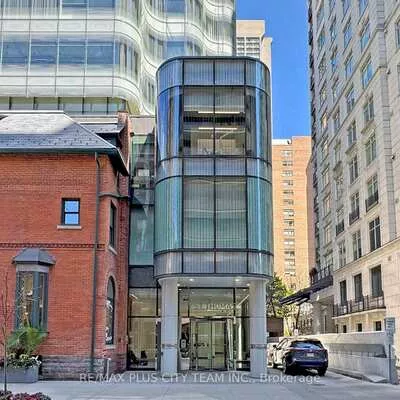 7, St. Thomas, Bay Street Corridor, Toronto