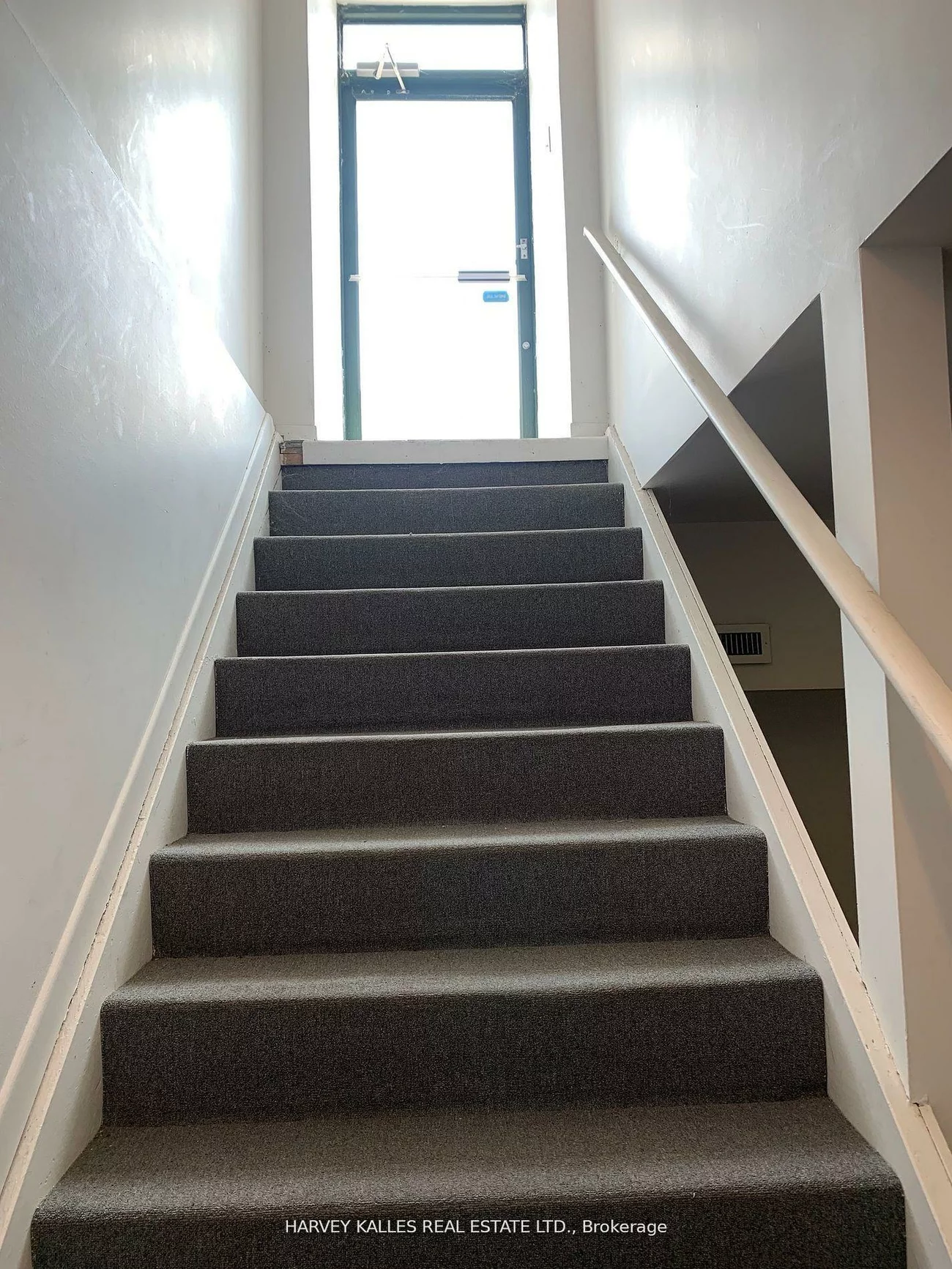 258, Wilson, Clanton Park, Toronto