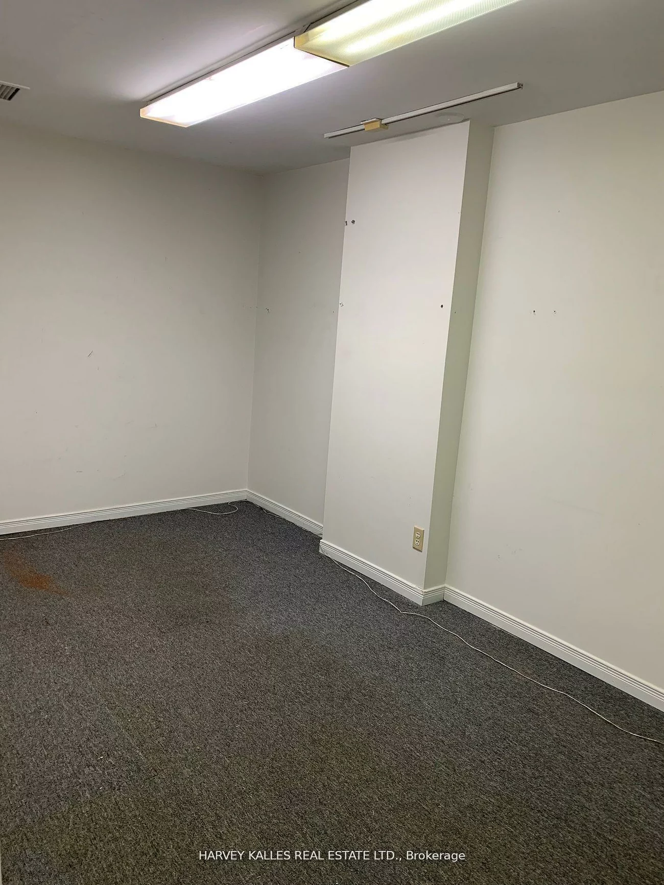 258, Wilson, Clanton Park, Toronto