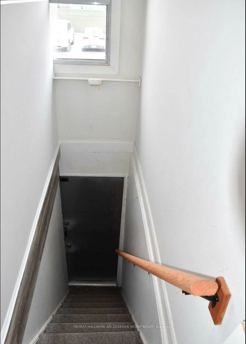 728, St Clair, Humewood-Cedarvale, Toronto