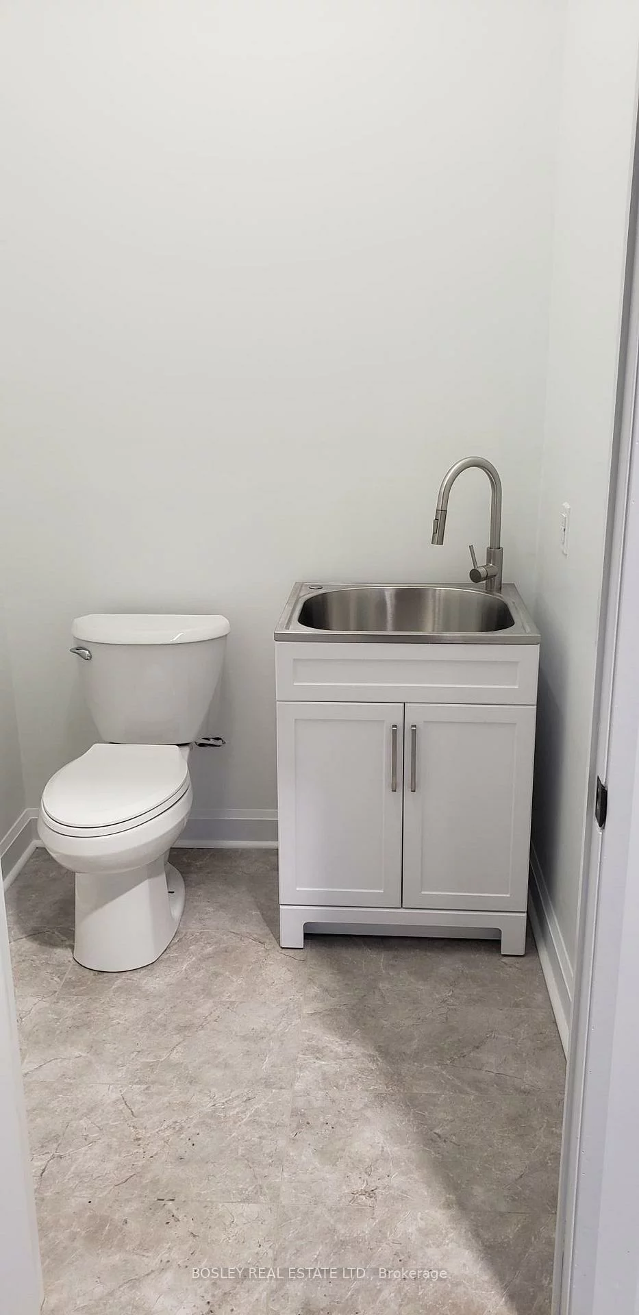 45, Industrial, Thorncliffe Park, Toronto