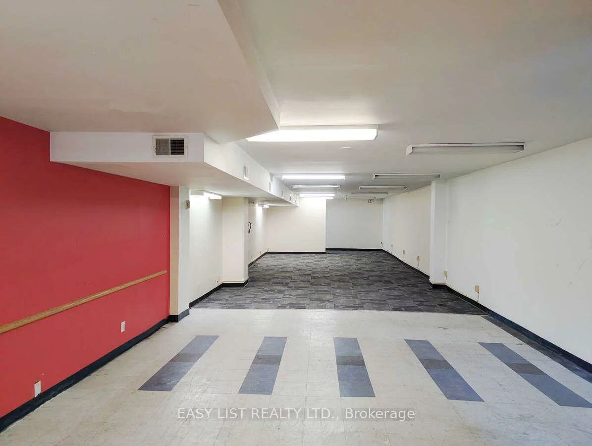 428, Parliament, Moss Park, Toronto