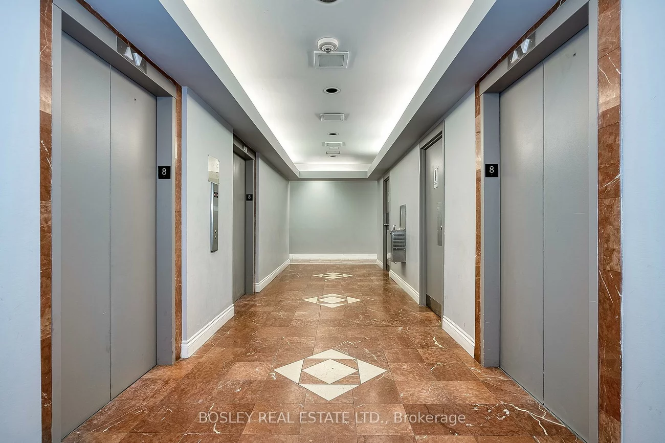 920, Yonge, Annex, Toronto