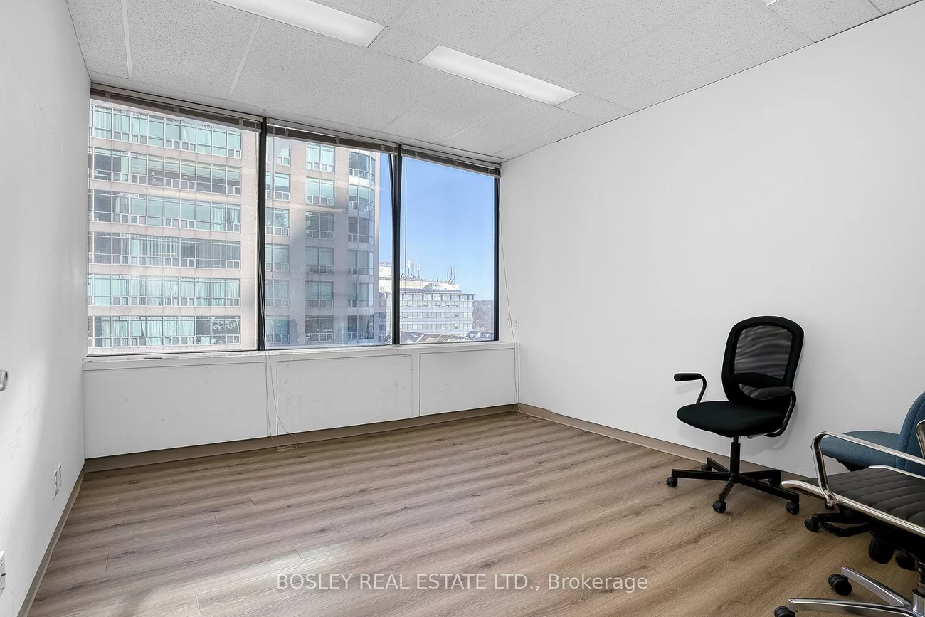 920, Yonge, Annex, Toronto