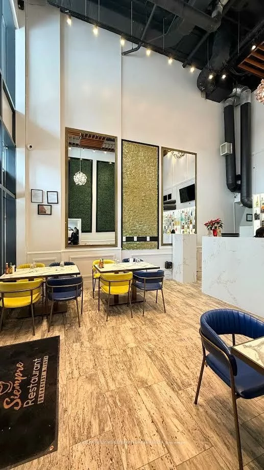 352, Front, Waterfront Communities C1, Toronto