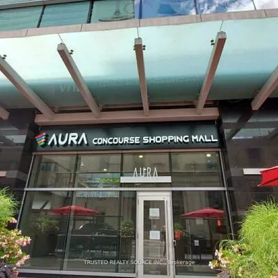 384, Yonge, Bay Street Corridor, Toronto