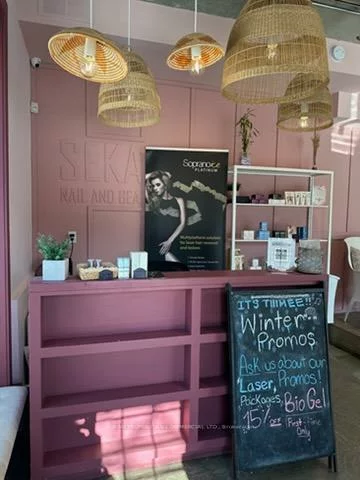 968, Queen, Dufferin Grove, Toronto