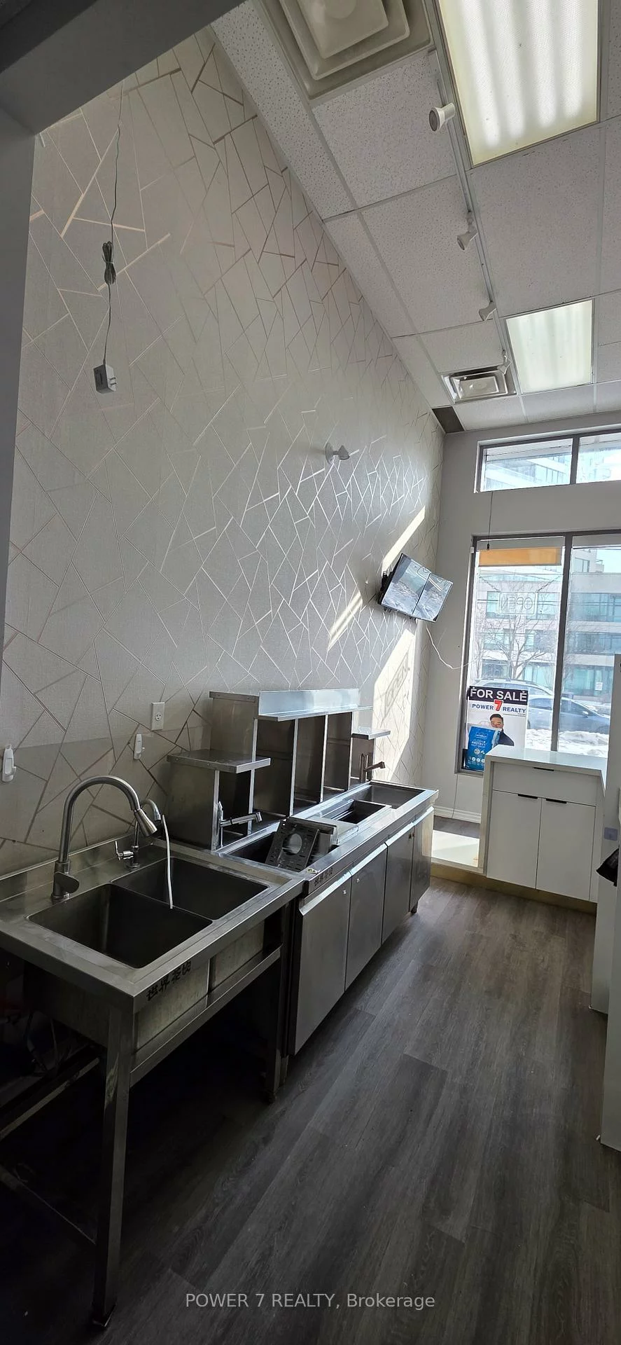 28, Finch, Newtonbrook West, Toronto