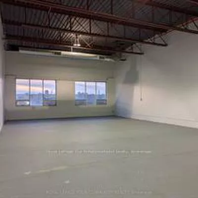 100, Sunrise, Victoria Village, Toronto