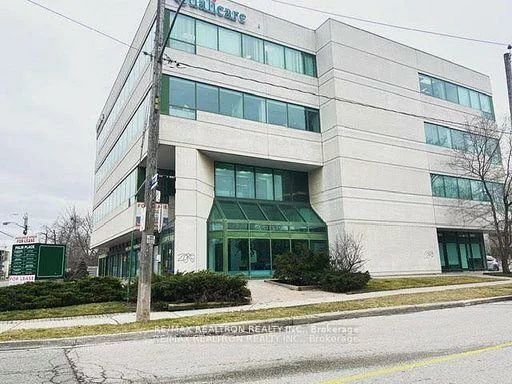 3910, Bathurst, Clanton Park, Toronto