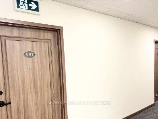 105, Gordon Baker, Hillcrest Village, Toronto