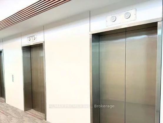 105, Gordon Baker, Hillcrest Village, Toronto