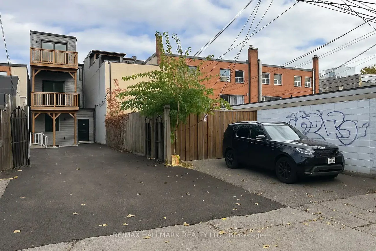 440, Parliament, Cabbagetown-South St. James Town, Toronto
