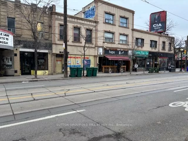 604, College, Palmerston-Little Italy, Toronto